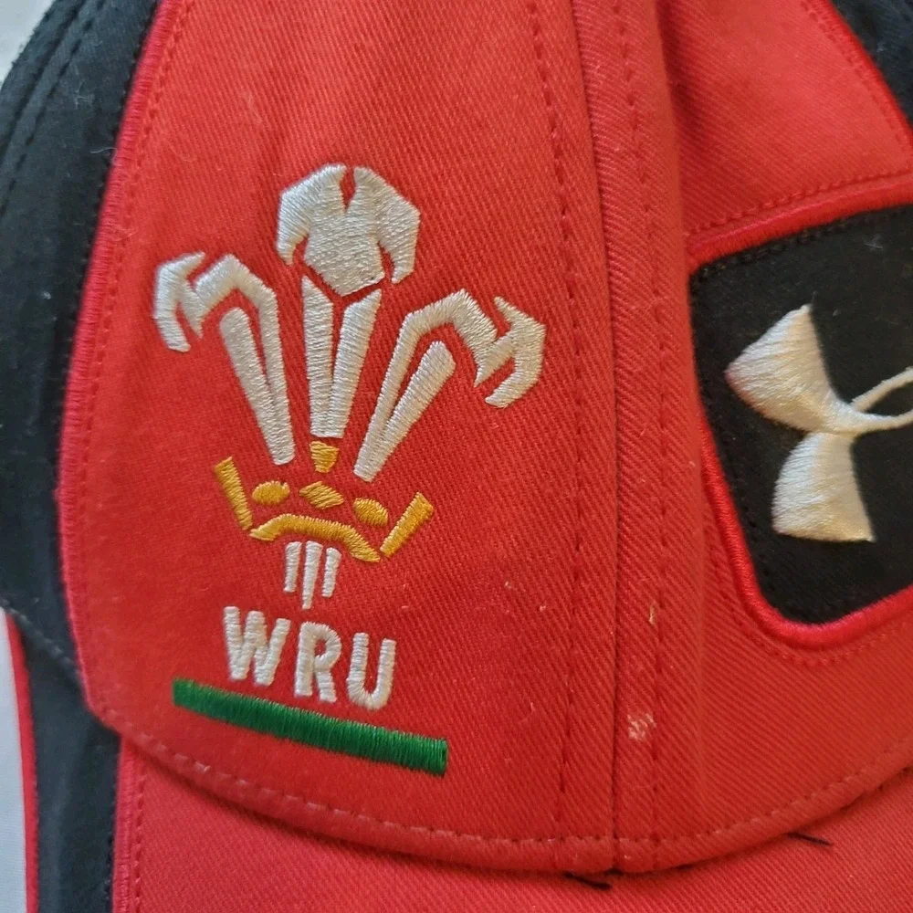 WRU WELSH RUGBY UNION LOGO‎ Hat Cap, RED, Wales Under Armour Med Large Fitted